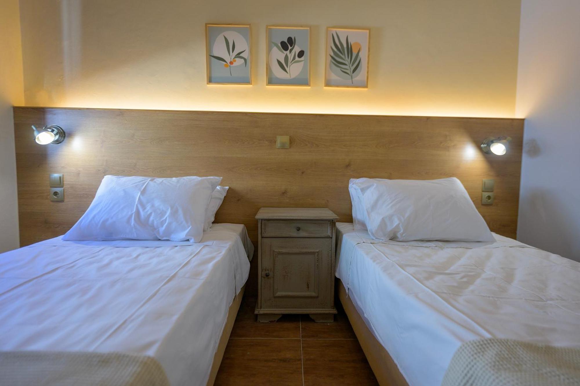Alley Rooms Mytilene Exterior photo